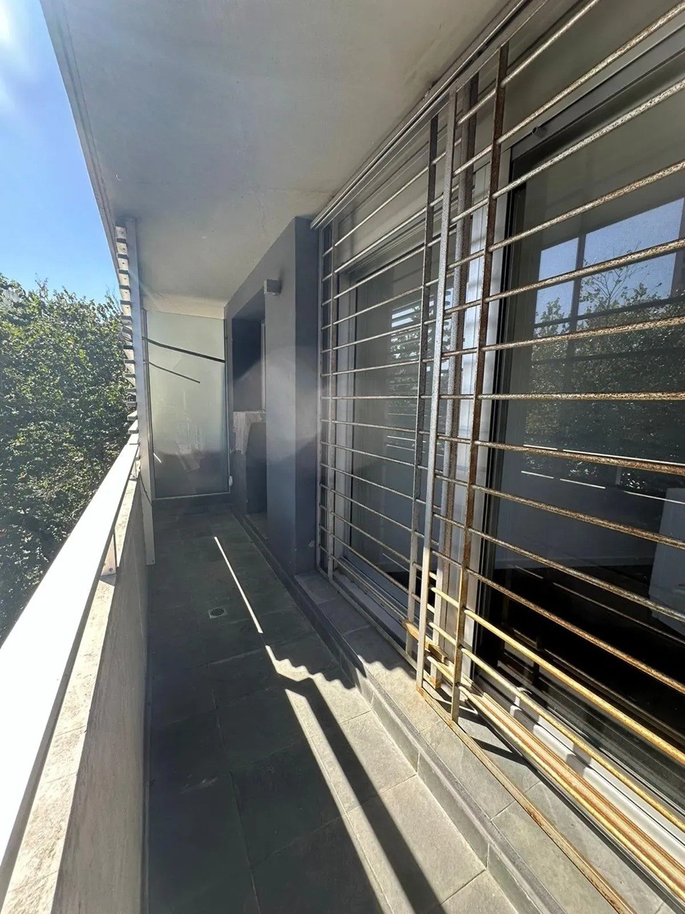 ALQUILER EN CORDON DE 2 DORMITORIOS, PISO 3 AL FRENTE, BALCON Y TERRAZA LAVADERO, BARBACOA · Foto 10