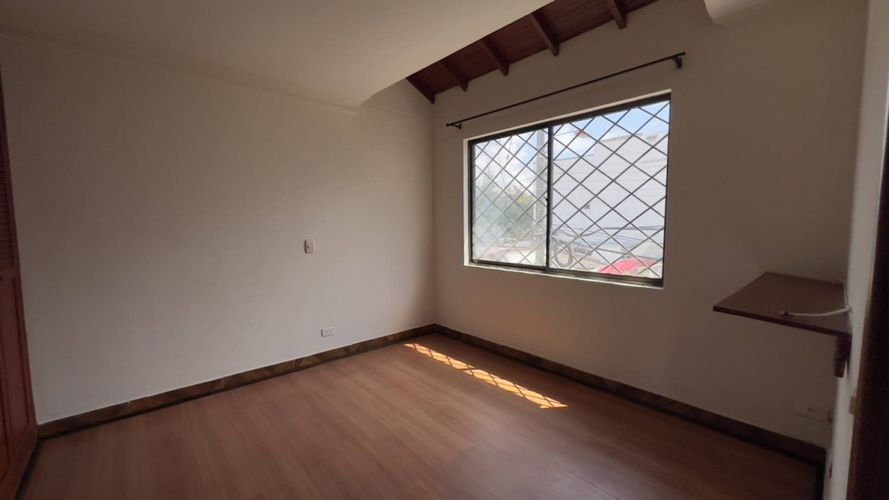 Casa de 3 alcobas en venta en Co. Tejares, Ibagué, 133 m² · foto 16 de 23
