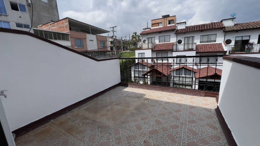 Casa de 3 alcobas en venta en Co. Tejares, Ibagué, 133 m² · foto 21 de 23