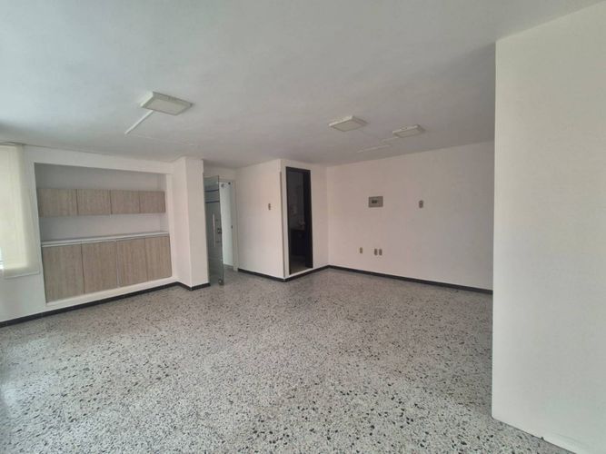 Oficina en arriendo en Cabecera Del Llano, Bucaramanga, 40 m² · foto 5 de 8