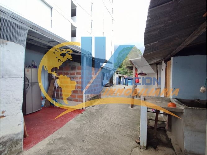 Casa de 3 alcobas en venta en Molinos Altos, Floridablanca, 470 m² · foto 3 de 10
