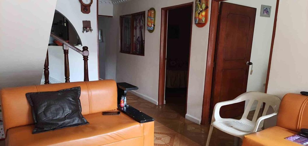 Casa de 7 alcobas en venta en Ciudad Dorada, Armenia, 200 m² · foto 3 de 24