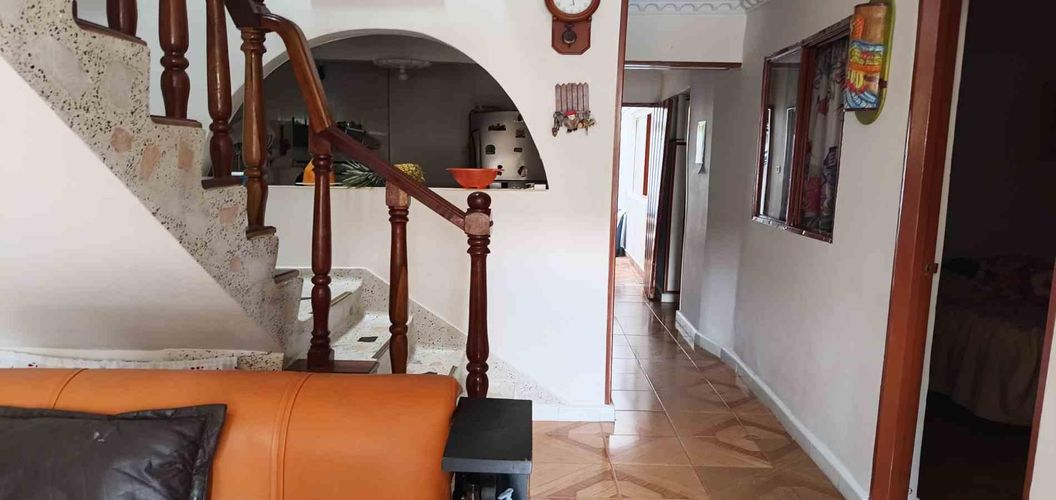 Casa de 7 alcobas en venta en Ciudad Dorada, Armenia, 200 m² · foto 4 de 24