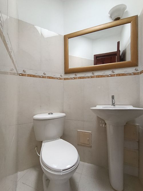 Casa de 6 alcobas en venta en Centro, Villa del Rosario, 238 m² · foto 3 de 23