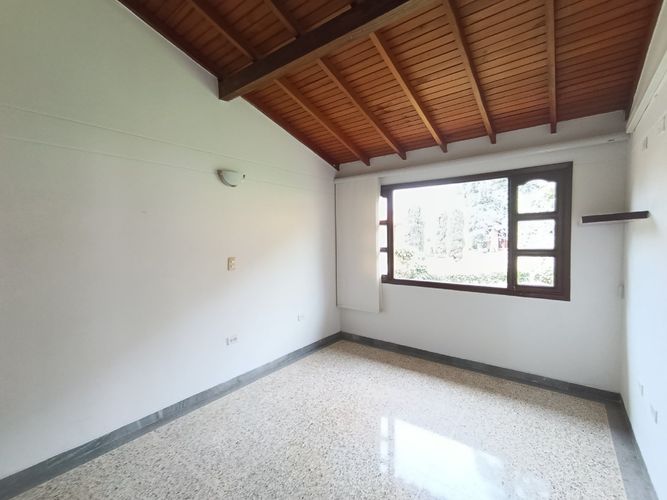 Casa de 6 alcobas en venta en Centro, Villa del Rosario, 238 m² · foto 7 de 23