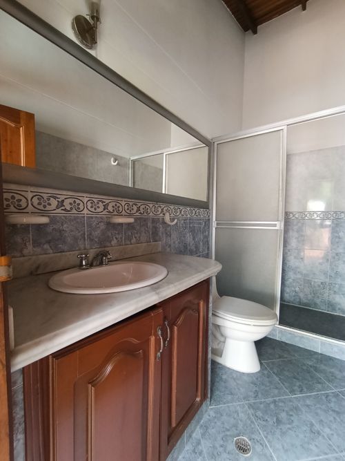 Casa de 6 alcobas en venta en Centro, Villa del Rosario, 238 m² · foto 19 de 23