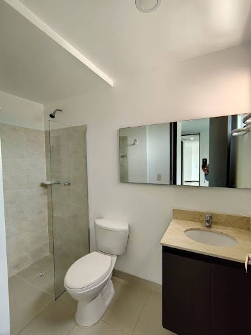 Apartamento de 3 alcobas en arriendo en Los Colegios, Rionegro, 90 m² · foto 2 de 22