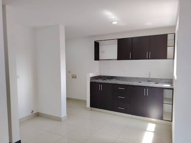 Apartamento de 3 alcobas en arriendo en Los Colegios, Rionegro, 90 m² · foto 9 de 22