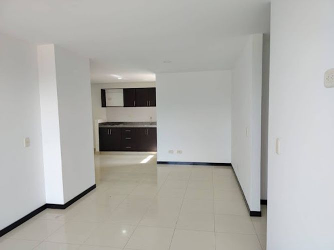 Apartamento de 3 alcobas en arriendo en Los Colegios, Rionegro, 90 m² · foto 10 de 22