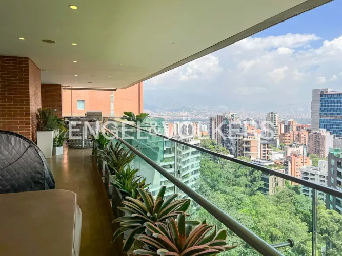 Apartamento de 3 alcobas en venta en El Tesoro, Medellín, 389 m² · foto 6 de 20