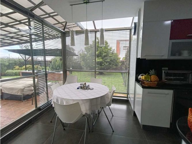 Casa de 4 alcobas en venta en San Simón, Bogotá, 437 m² · foto 14 de 24