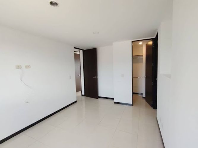 Apartamento de 3 alcobas en arriendo en Los Colegios, Rionegro, 90 m² · foto 18 de 22