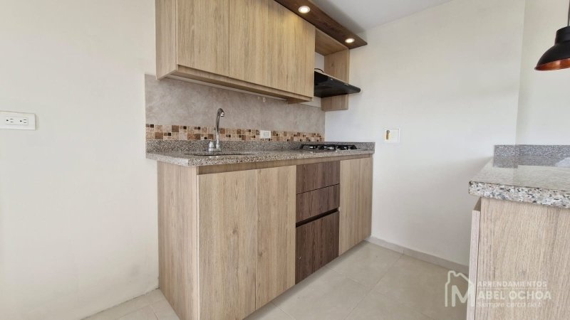Apartamento en arriendo en Centro, Rionegro · foto 3 de 20