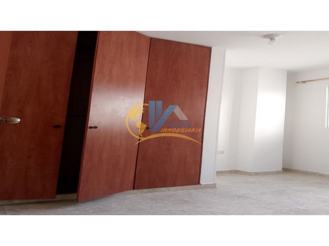 Apartamento de 3 alcobas en venta en Centro, Bucaramanga, 65 m² · foto 6 de 8