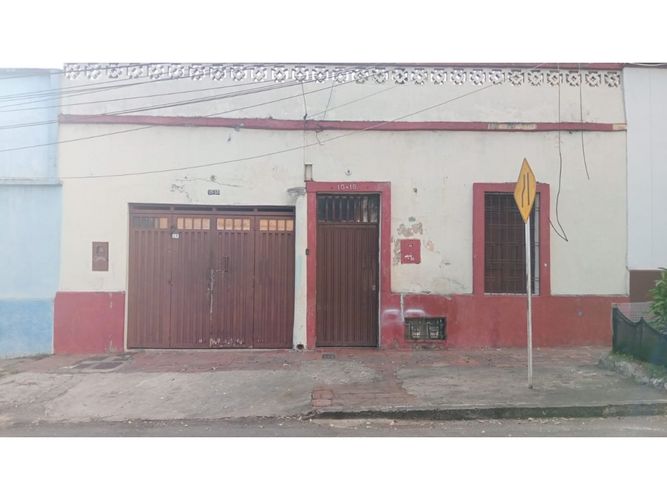 Casa de 4 alcobas en venta en Bloques Ciudad Bolivar, Bucaramanga, 150 m² · foto 2 de 3