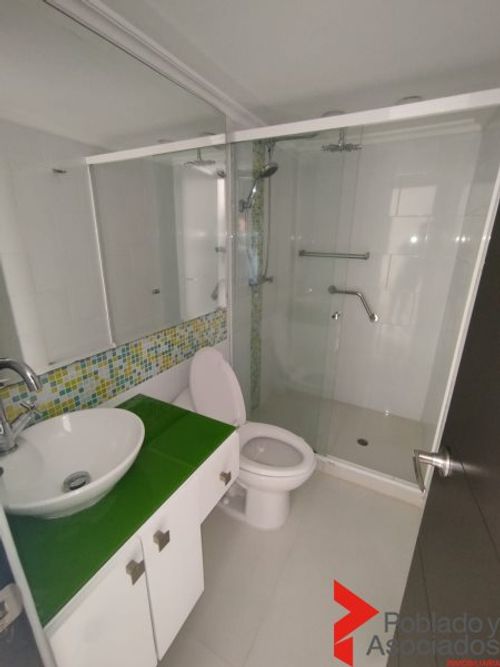Apartamento de 4 alcobas en venta en Jardines, Envigado, 172 m² · foto 17 de 18
