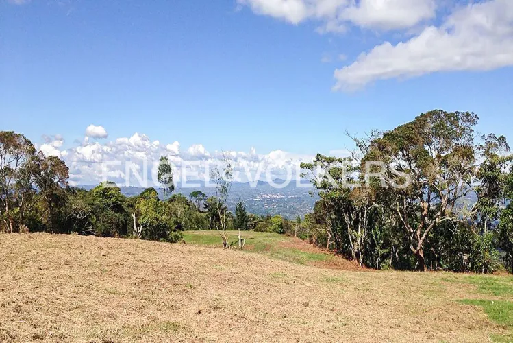 Lote en venta en Yarumal, Rionegro · foto 7 de 14