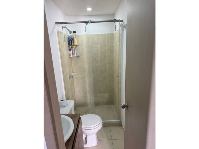 Apartamento de 3 alcobas en venta en La Buitrera, Yumbo, 46 m² · foto 8 de 24
