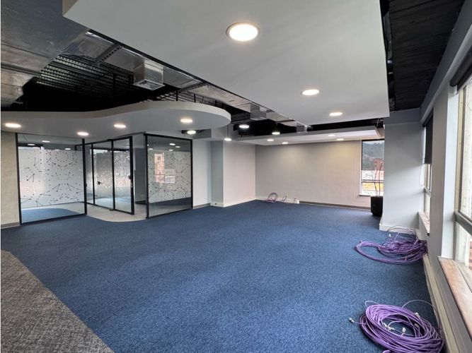Oficina en arriendo en Patio Bonito, Medellín, 431 m² · foto 12 de 21