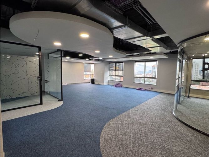 Oficina en arriendo en Patio Bonito, Medellín, 431 m² · foto 14 de 21