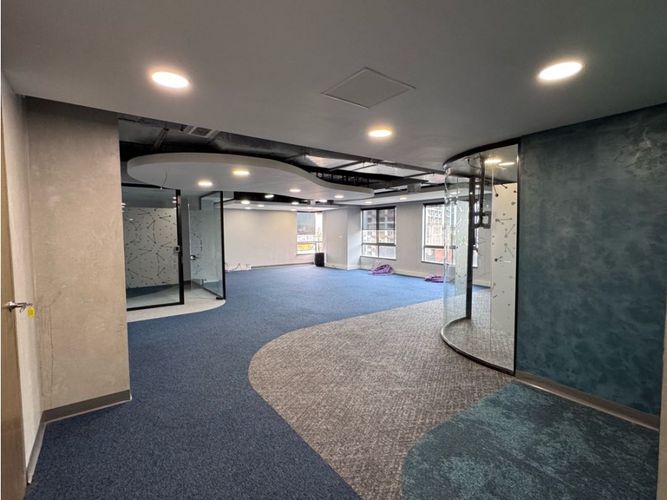Oficina en arriendo en Patio Bonito, Medellín, 431 m² · foto 17 de 21