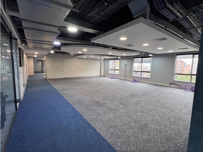 Oficina en arriendo en Patio Bonito, Medellín, 431 m² · foto 20 de 21