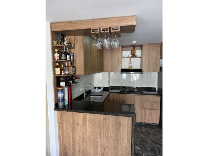 Apartamento de 3 alcobas en venta en La Buitrera, Yumbo, 46 m² · foto 17 de 24