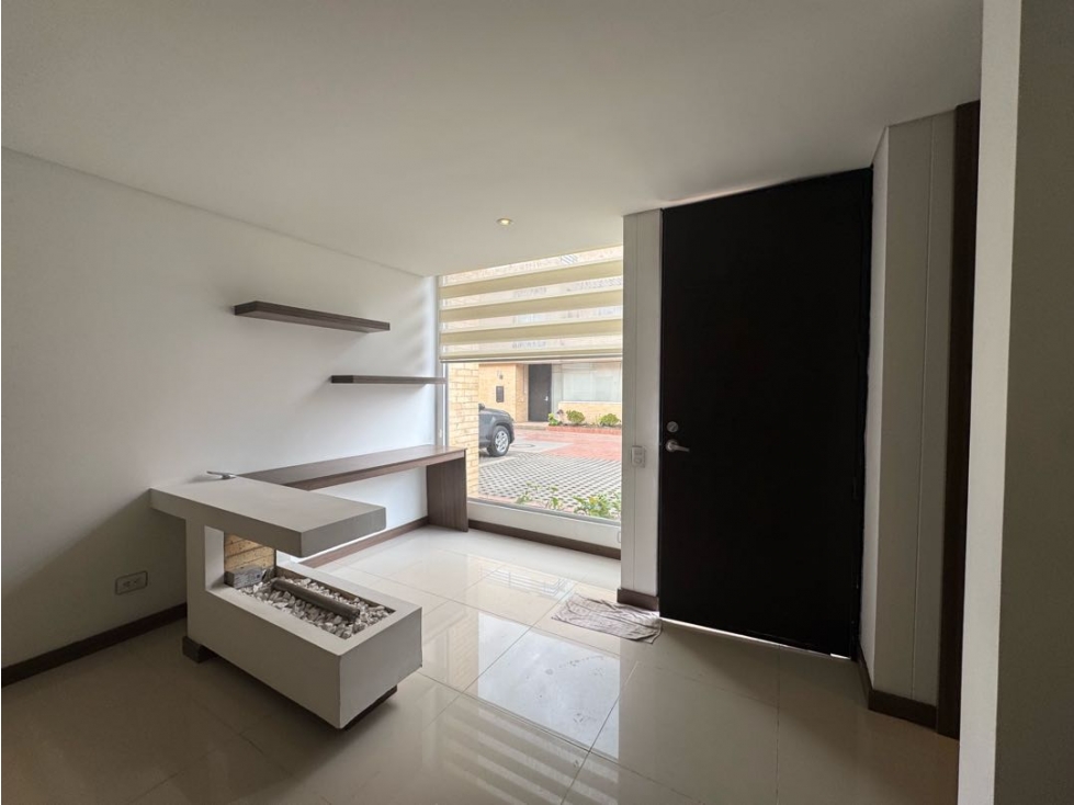 Casa en venta en Canelon, Cajicá · foto 2 de 24