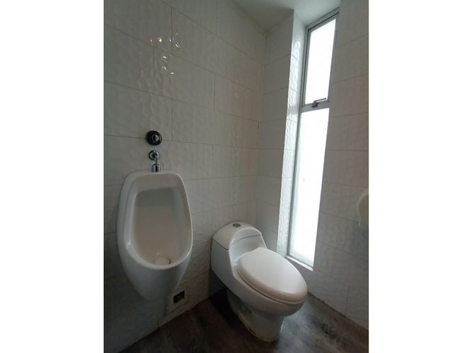 Local en venta en Salvador Allende Bajo, Armenia, 390 m² · foto 15 de 24