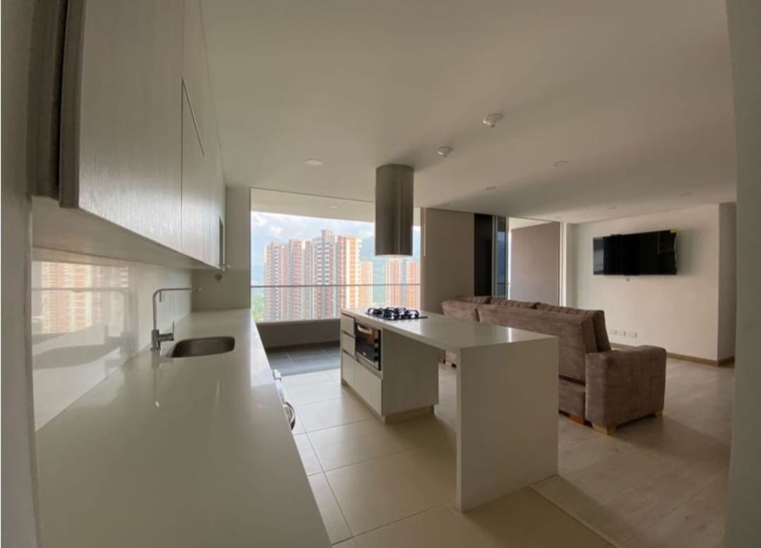 Apartamento en venta en Suramérica, Itagüí · foto 6 de 17