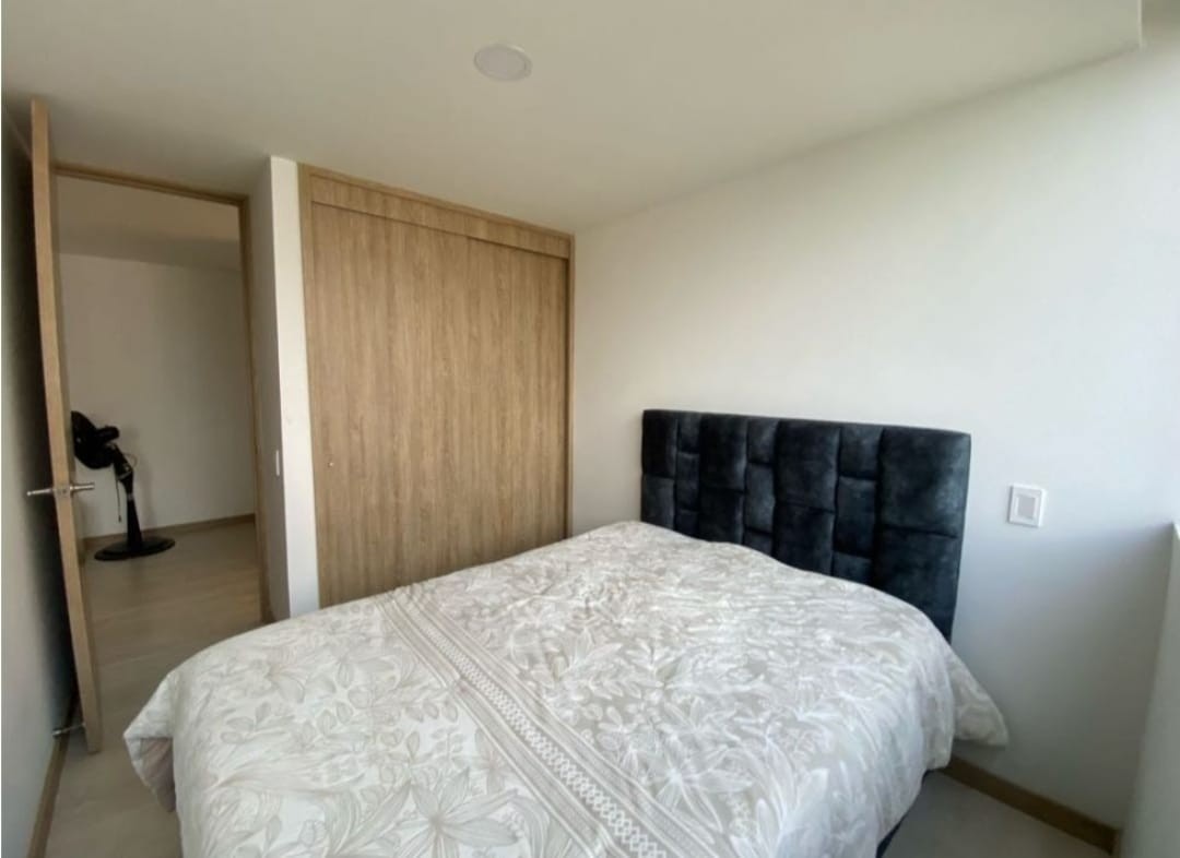 Apartamento en venta en Suramérica, Itagüí · foto 11 de 17