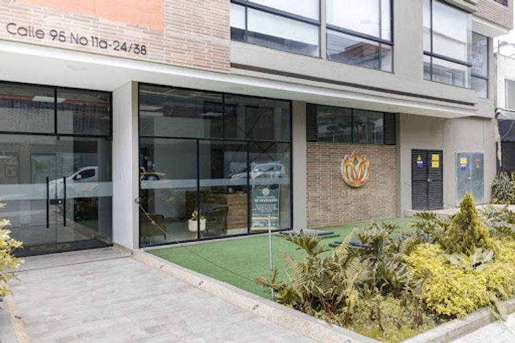 Apartaestudio en venta en Chico, Bogotá, 50 m² · foto 2 de 20