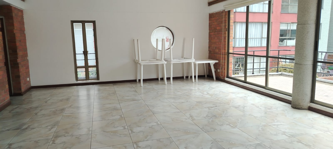 Apartamento en venta en Ciudad Alsacia, Bogotá · foto 5 de 24