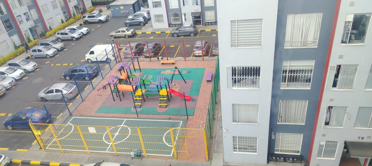 Apartamento en venta en Ciudad Alsacia, Bogotá · foto 7 de 24