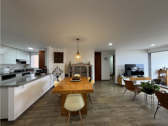 Apartamento de 3 alcobas en venta en Los Balsos, Medellín, 138 m² · foto 14 de 20