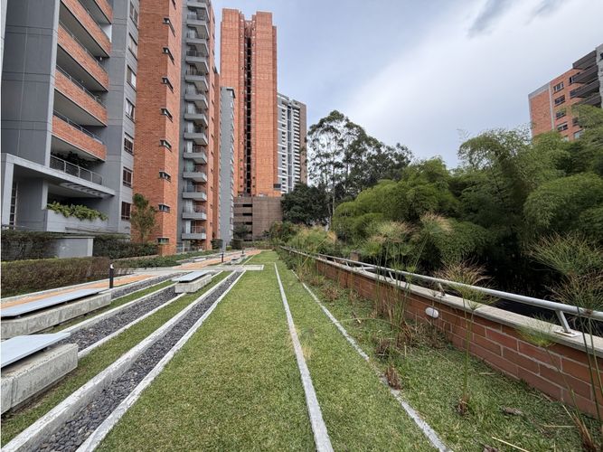 Apartamento de 3 alcobas en venta en Los Balsos, Medellín, 138 m² · foto 19 de 20