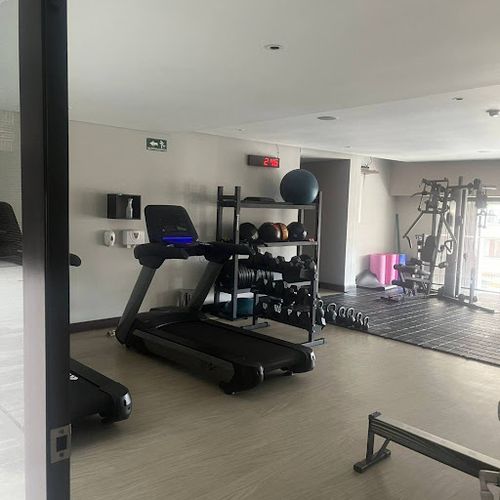 Apartamento de 3 alcobas en venta en Los Rosales, Bogotá, 250 m² · foto 5 de 22