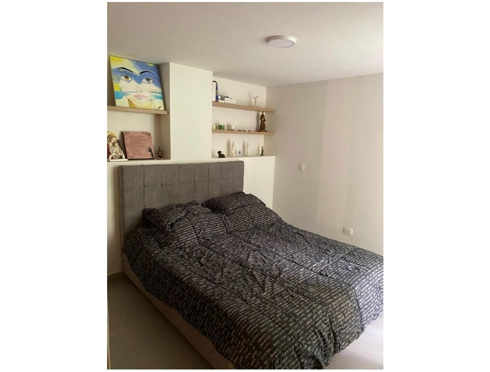 Apartamento en venta en Loma Del Indio, Medellín · foto 8 de 12