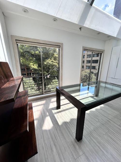 Apartamento de 3 alcobas en venta en Chicó Reservado, Bogotá, 255 m² · foto 19 de 24