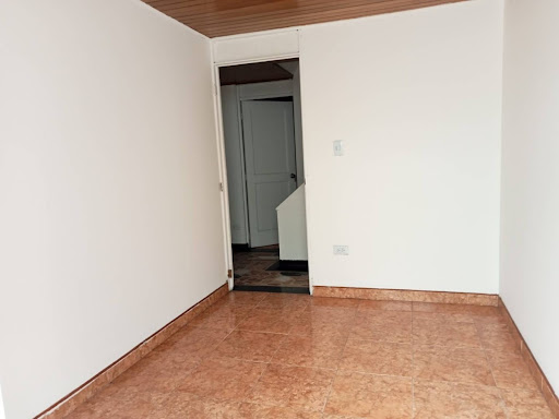 Casa en venta en Villas De Granada, Bogotá · foto 12 de 19