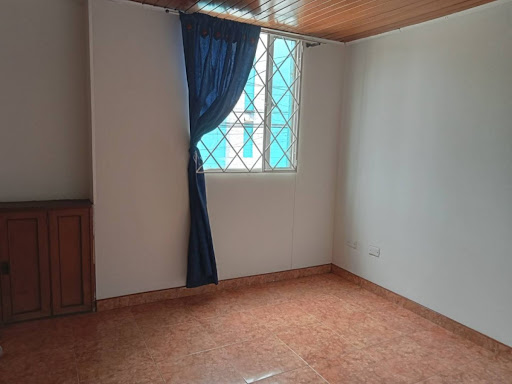 Casa en venta en Villas De Granada, Bogotá · foto 14 de 19