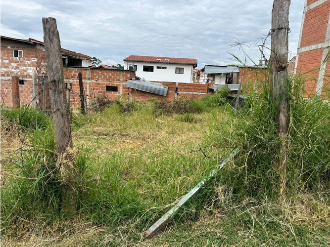 Lote en venta en Cuatro Esquinas, Rionegro, 95 m² · foto 3 de 5