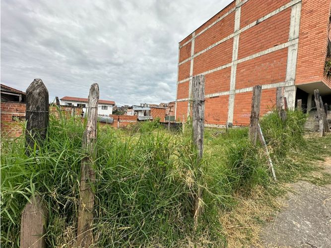 Lote en venta en Cuatro Esquinas, Rionegro, 95 m² · foto 5 de 5