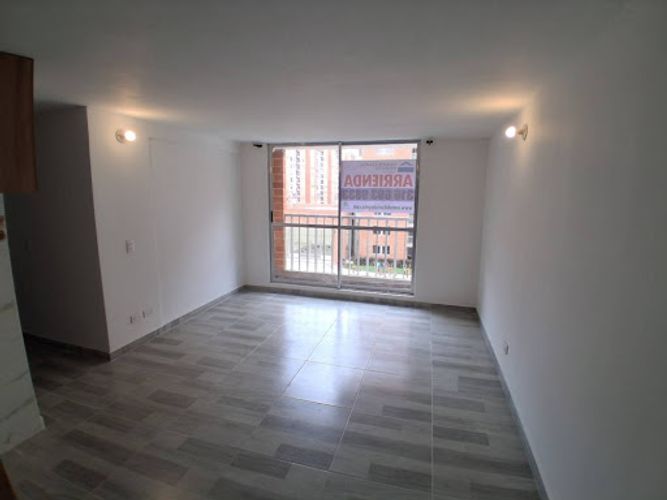 Apartamento de 3 alcobas en arriendo en La Prosperidad, Madrid, 57 m² · foto 3 de 20
