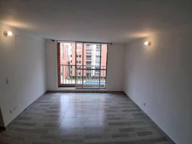 Apartamento de 3 alcobas en arriendo en La Prosperidad, Madrid, 57 m² · foto 10 de 20