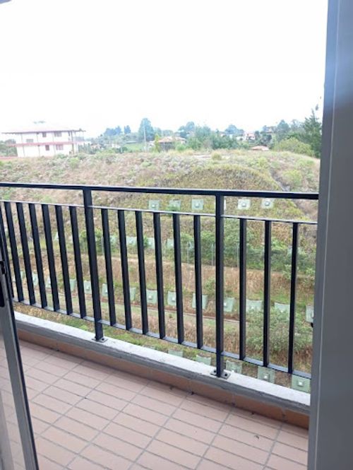 Apartamento de 2 alcobas en arriendo en Fontibon, Rionegro, 50 m² · foto 3 de 14