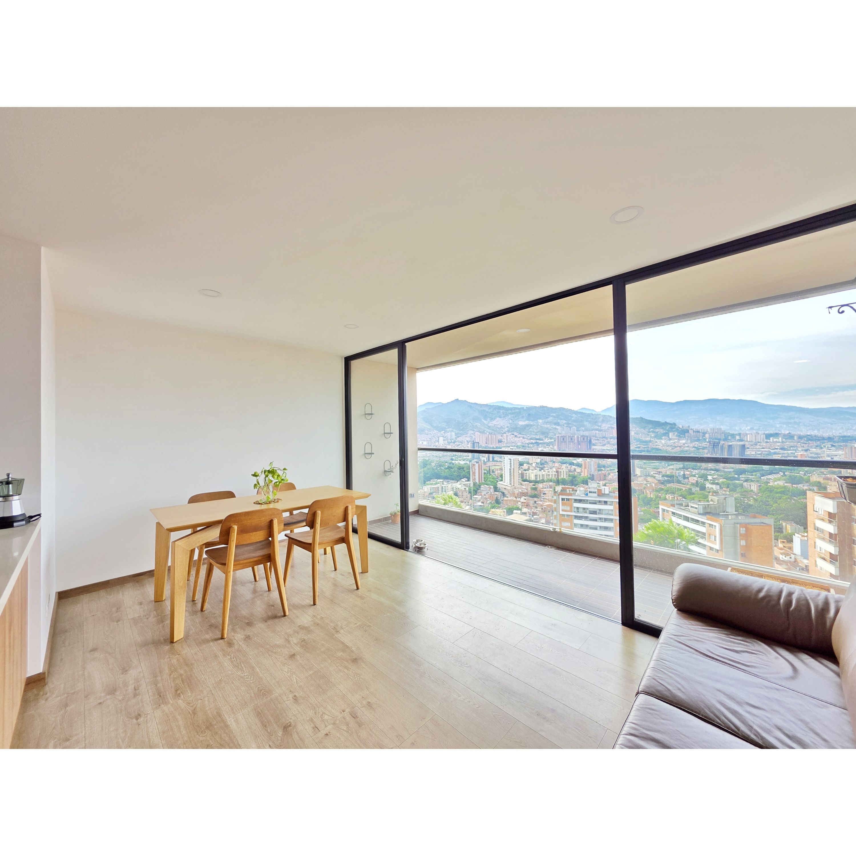 Apartamento en venta en Señorial, Envigado · foto 3 de 9