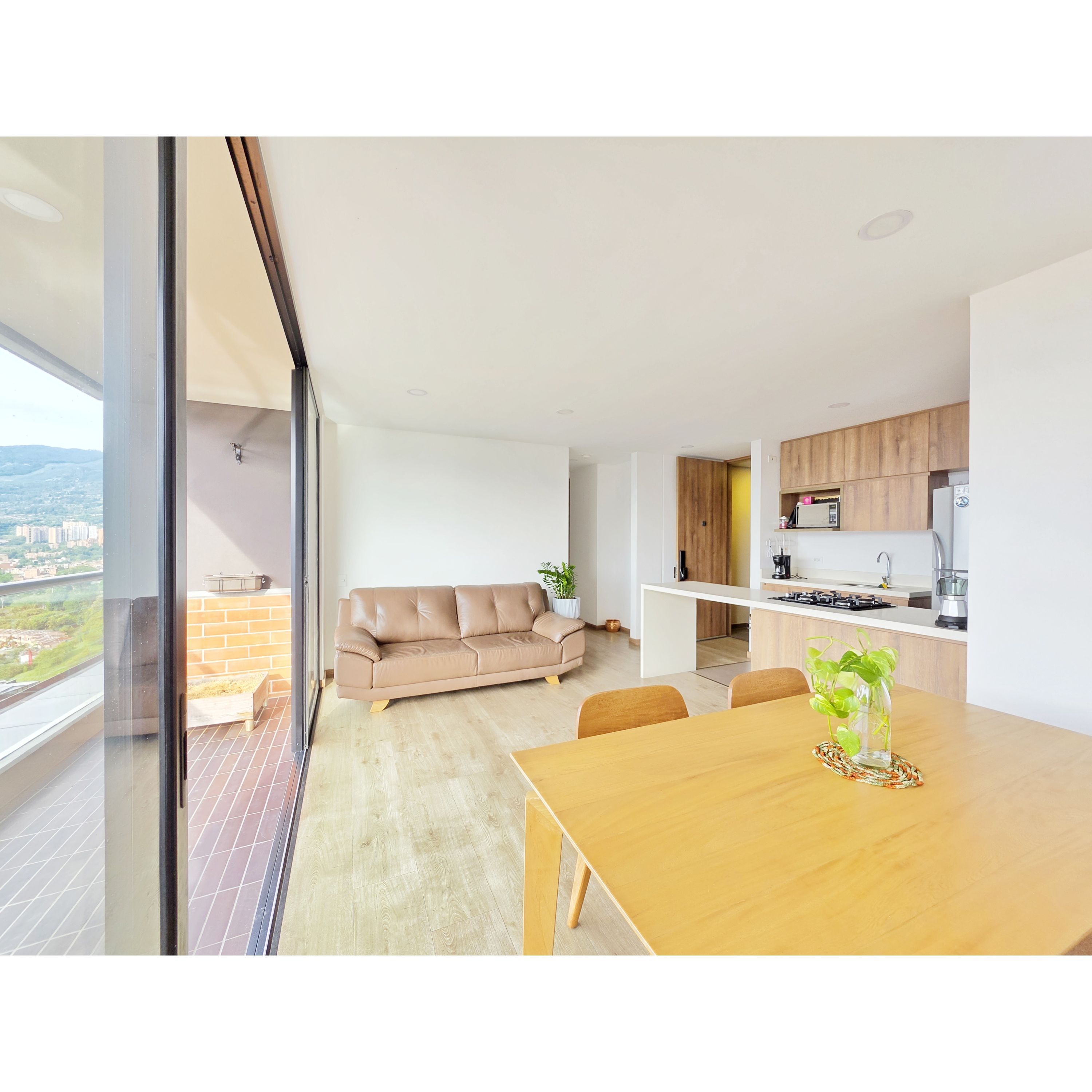 Apartamento en venta en Señorial, Envigado · foto 2 de 9