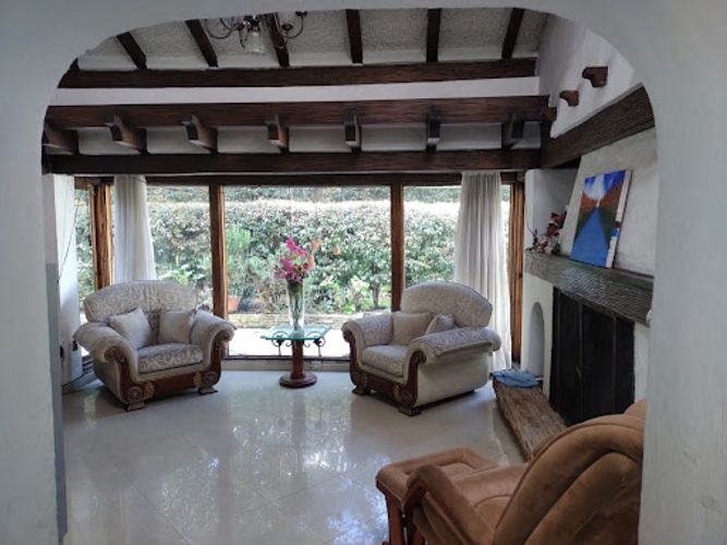 Casa de 5 alcobas en venta en Calatrava, Bogotá, 320 m² · foto 3 de 14
