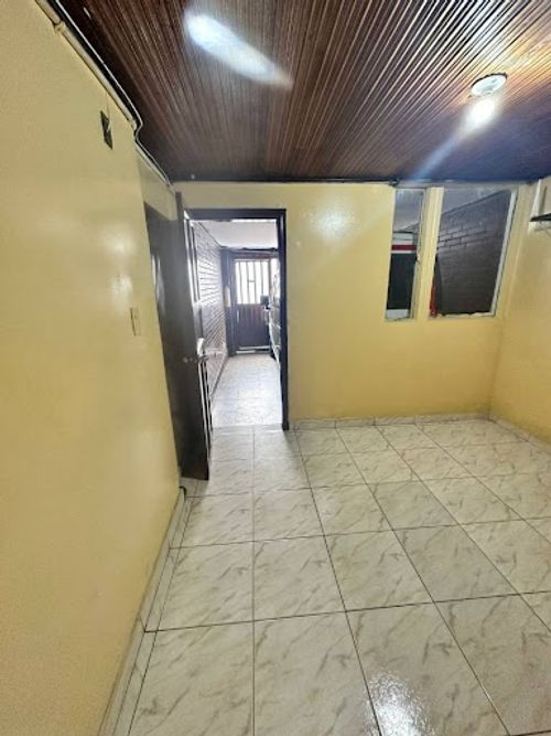 Casa de 5 alcobas en arriendo en Ciudad Quirigua, Bogotá, 230 m² · foto 6 de 20